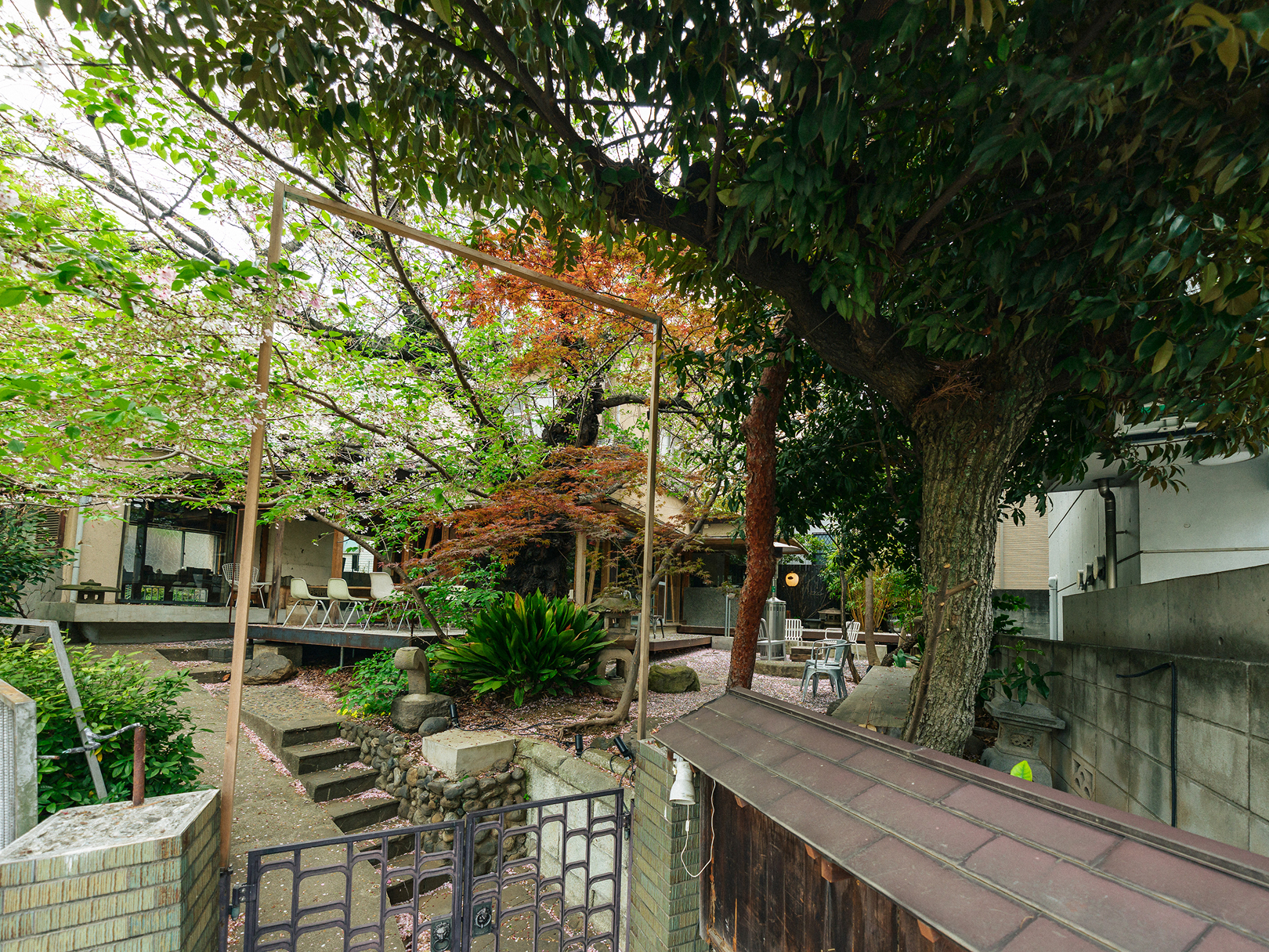 ナドヤノカッテ